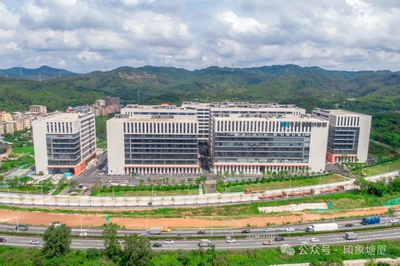 飛越塘廈，悅看產業升級新氣象 43家優質企業搶灘信息技術領域